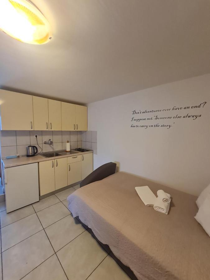 Zaton  Mellon Apartments מראה חיצוני תמונה