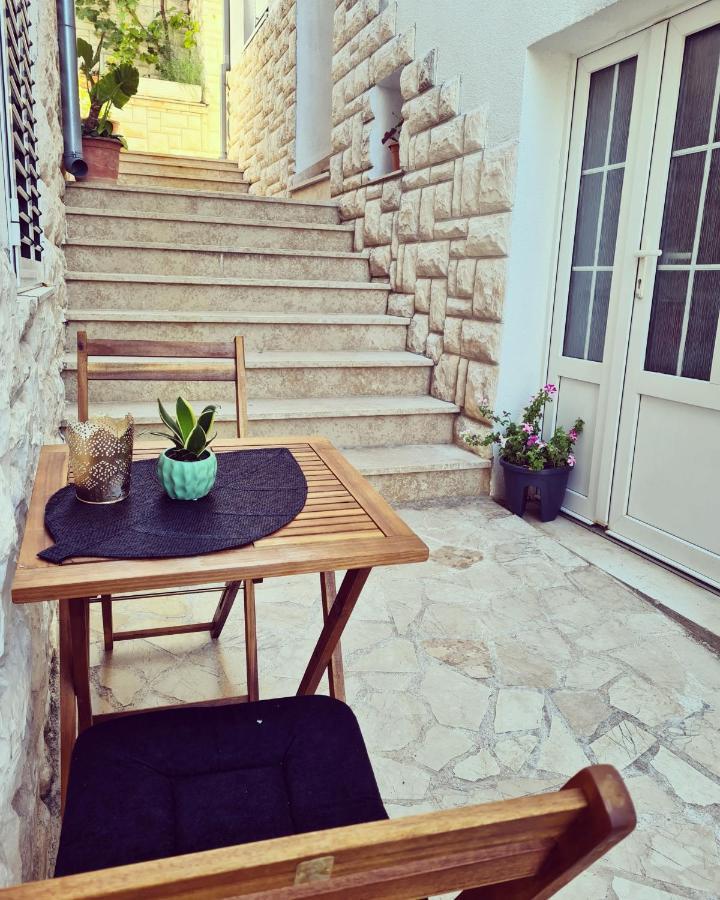 Zaton  Mellon Apartments מראה חיצוני תמונה