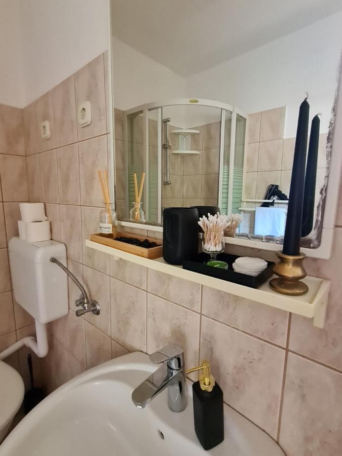 Zaton  Mellon Apartments מראה חיצוני תמונה